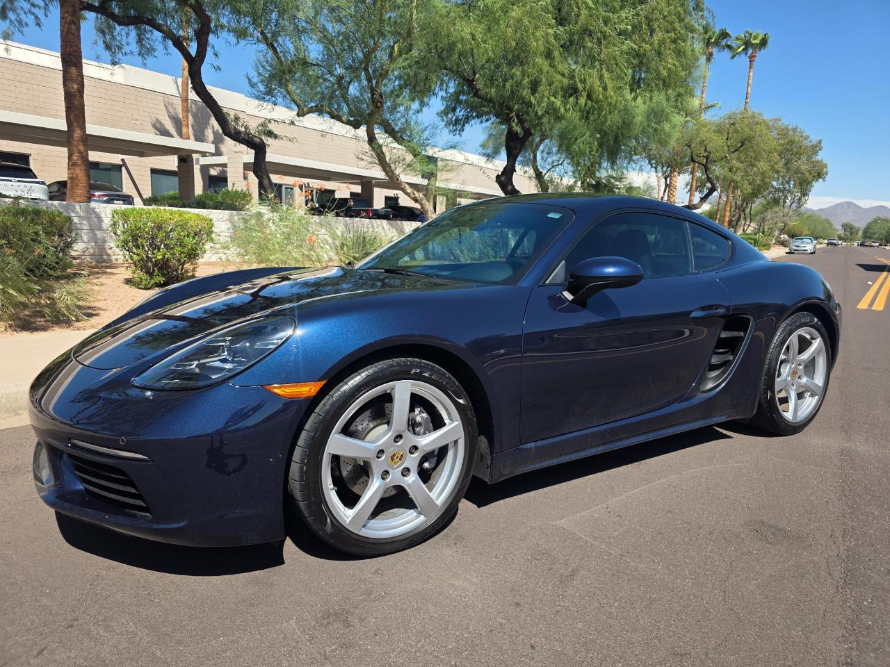 Porsche 718 Cayman Coupe 2018