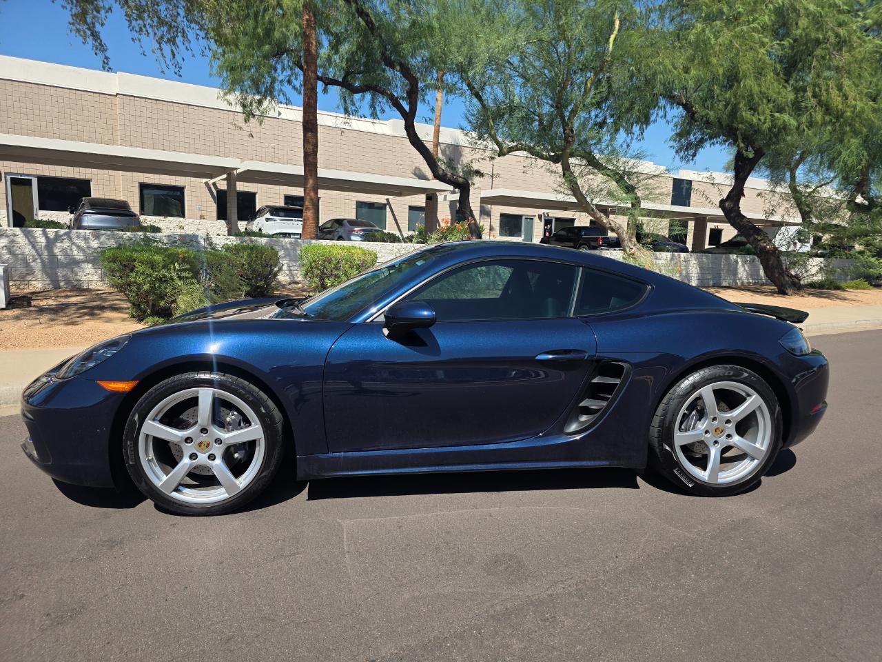 Porsche 718 Cayman Coupe 2018