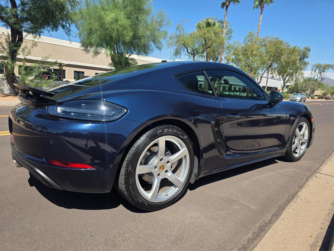 Porsche 718 Cayman Coupe 2018