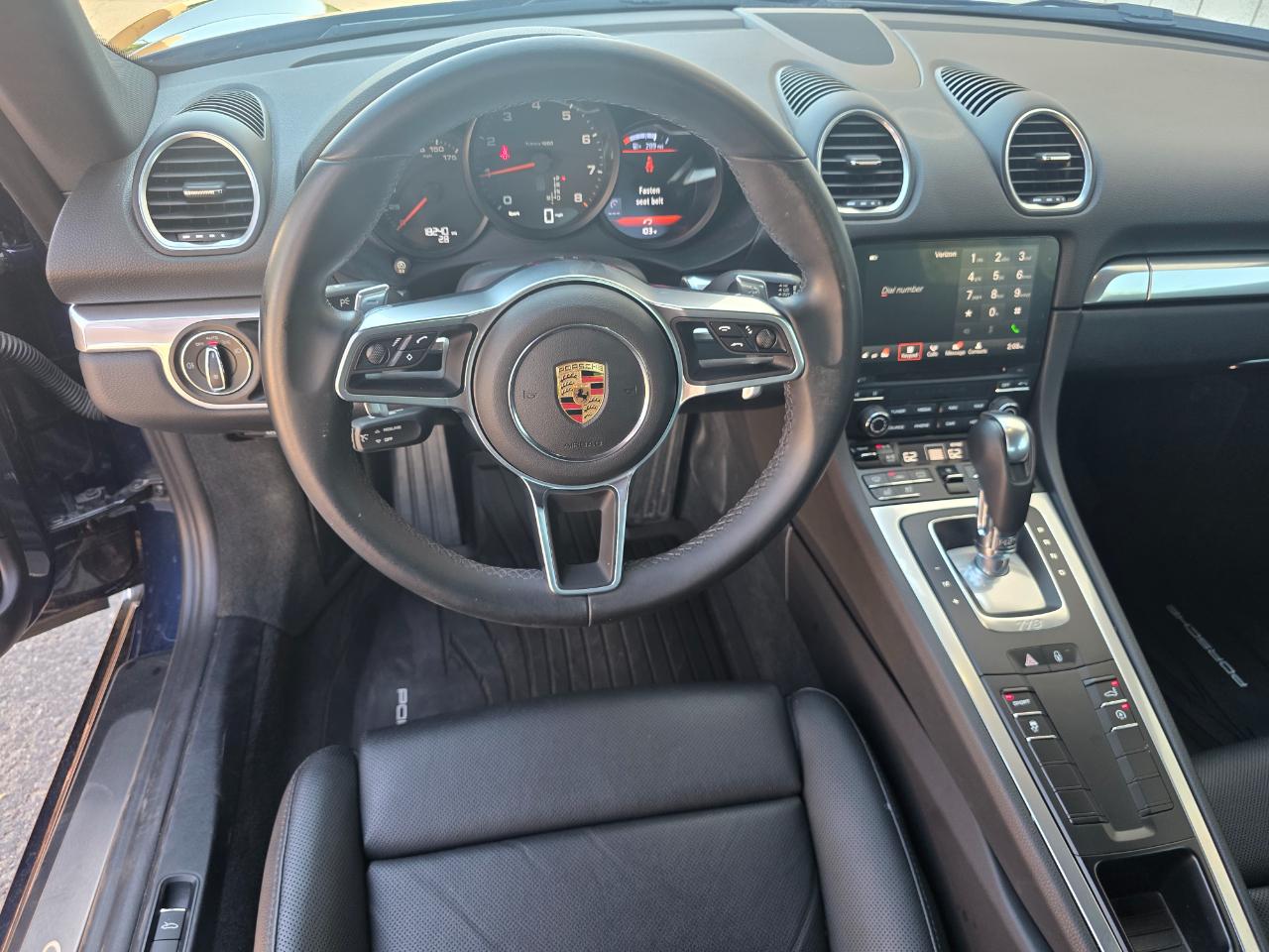 Porsche 718 Cayman Coupe 2018