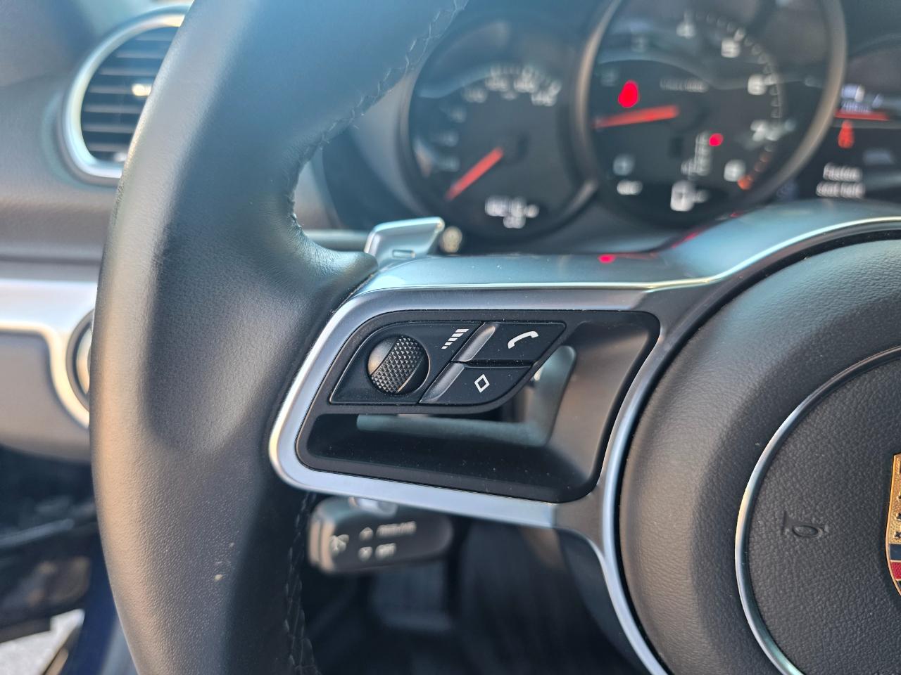 Porsche 718 Cayman Coupe 2018