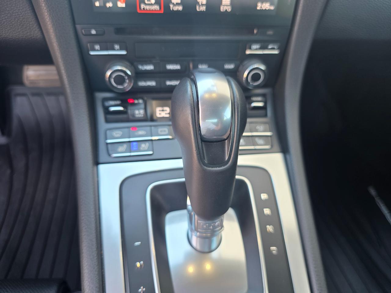 Porsche 718 Cayman Coupe 2018