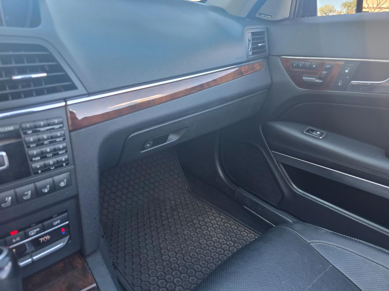Mercedes-Benz E-Class E550 Cabriolet 2012