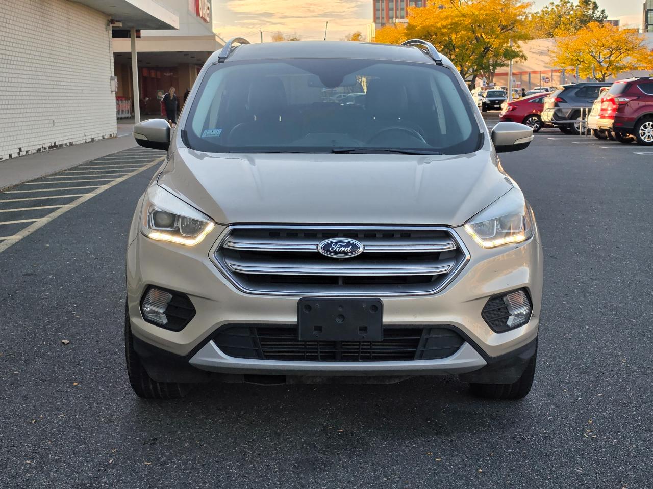 Ford Escape Titanium 4WD 2017
