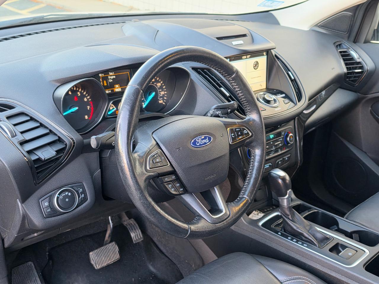 Ford Escape Titanium 4WD 2017