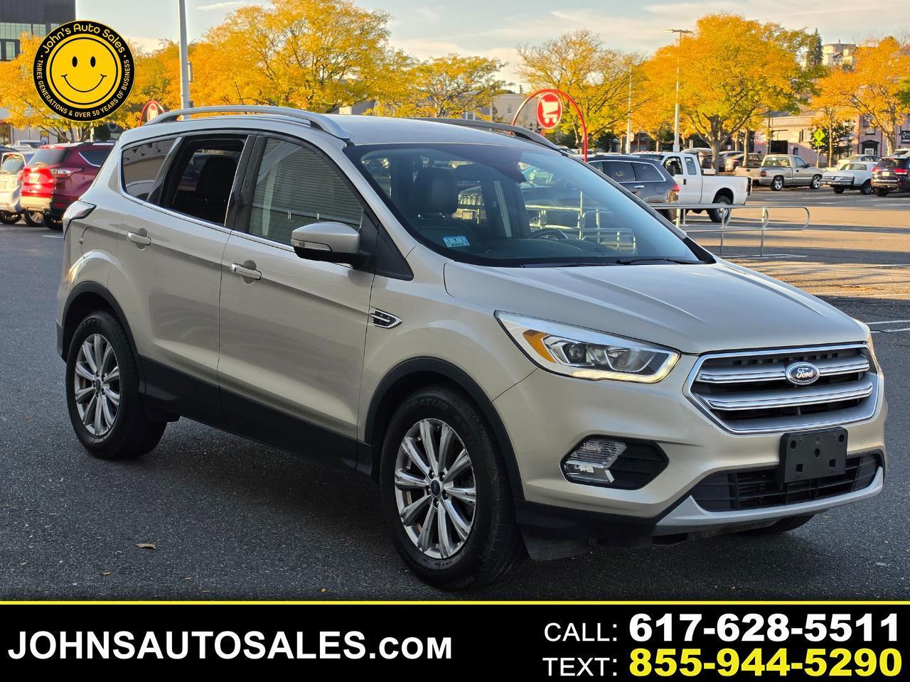 Ford Escape Titanium 4WD 2017