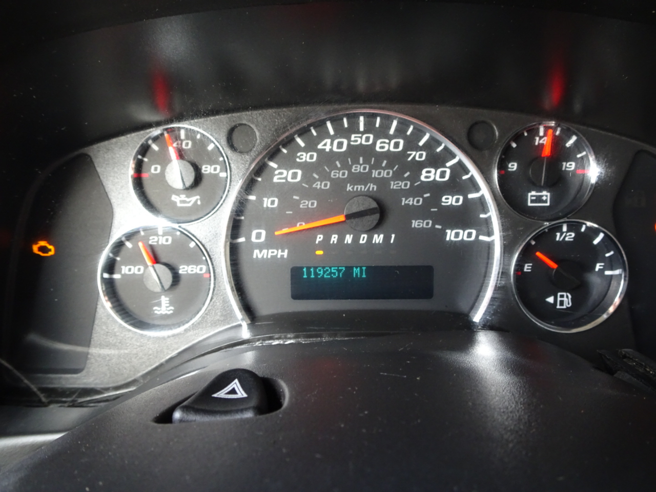 GMC Savana Cargo Van RWD 2500 135" 2013