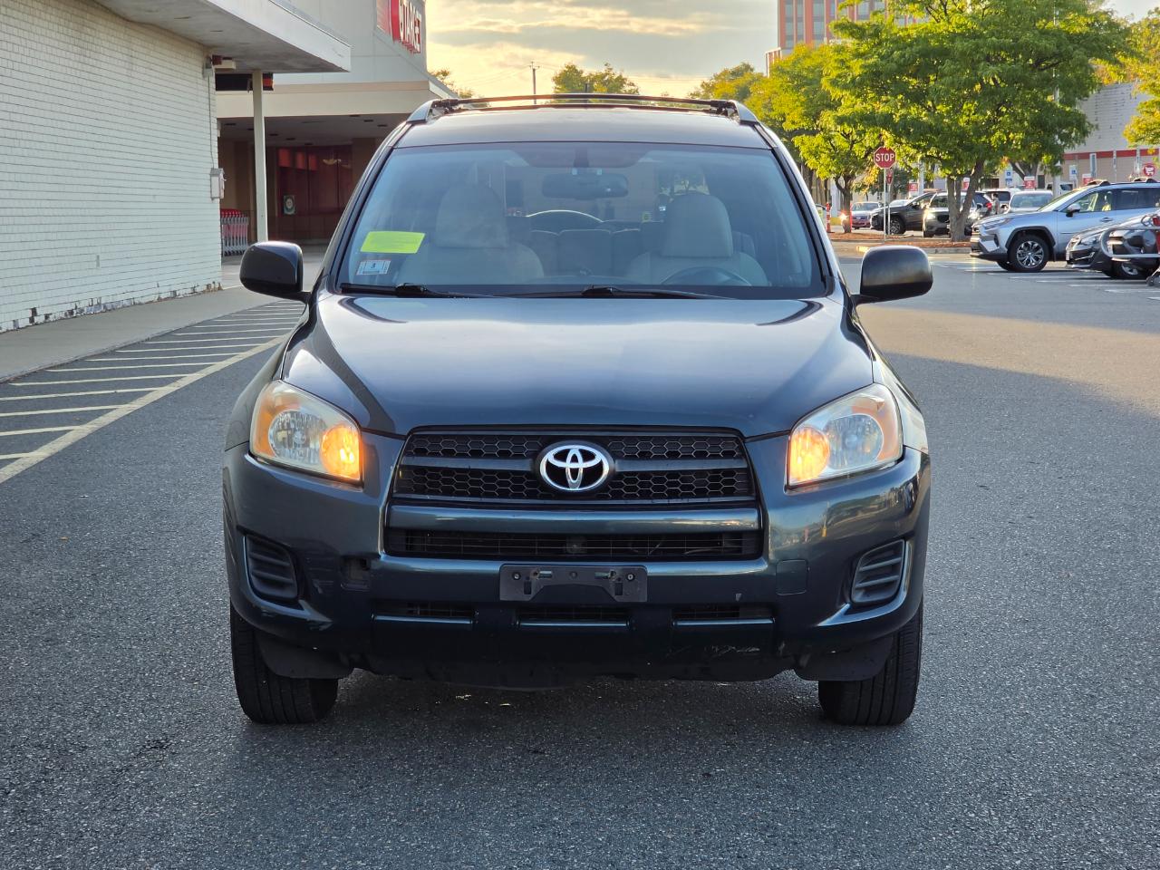 Toyota RAV4 4WD 4dr 4-cyl 4-Spd AT (Natl) 2009