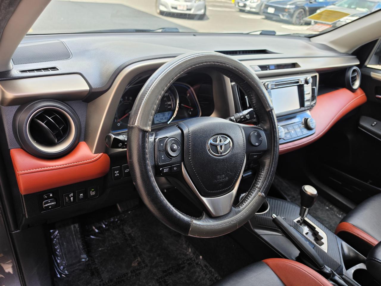 Toyota RAV4 AWD 4dr Limited (Natl) 2013