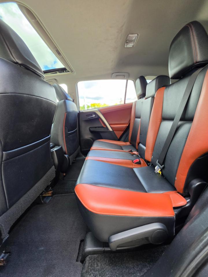Toyota RAV4 AWD 4dr Limited (Natl) 2013