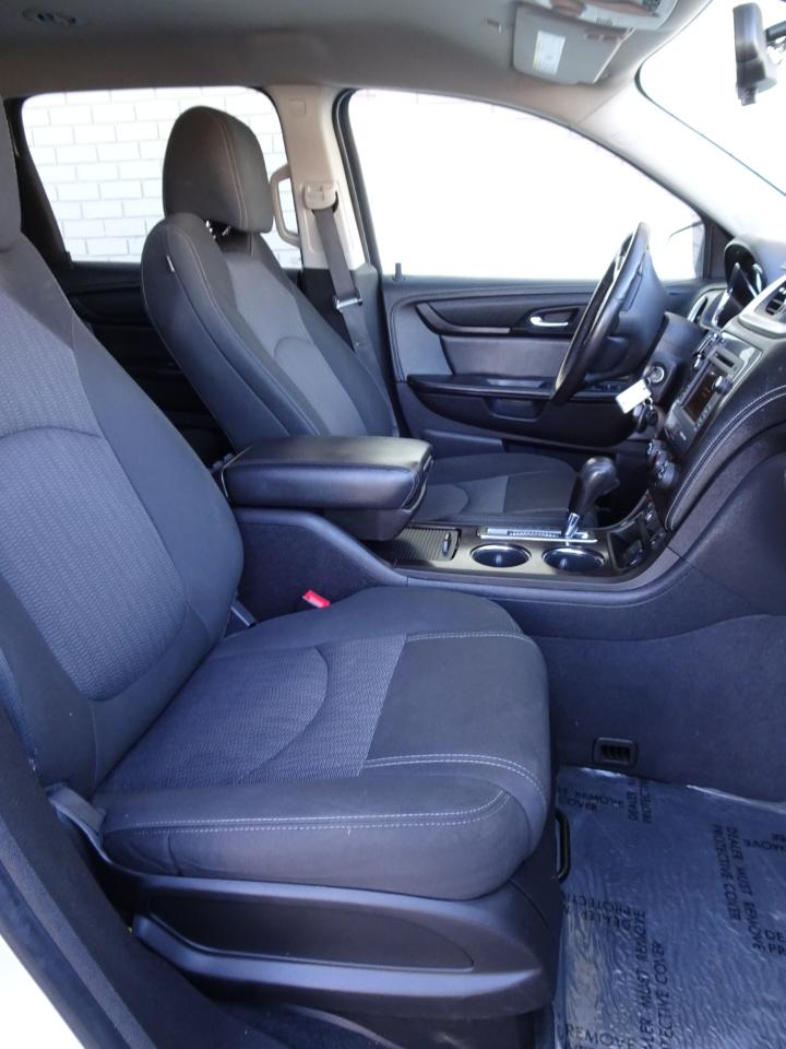 Chevrolet Traverse AWD 4dr LT w/1LT 2016