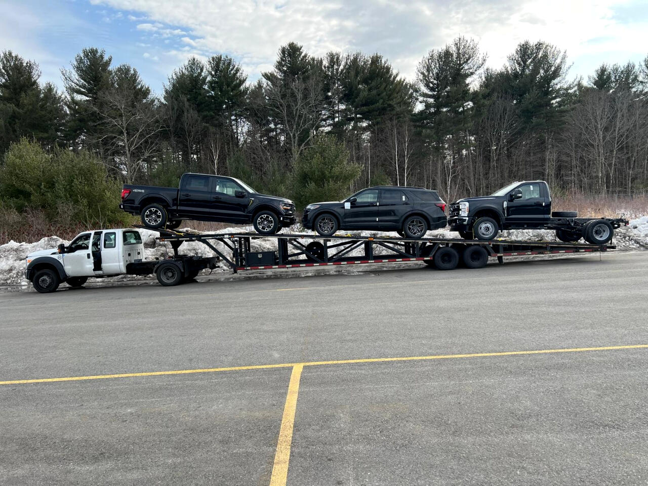 2014 Ford F-550 XLT photo 3