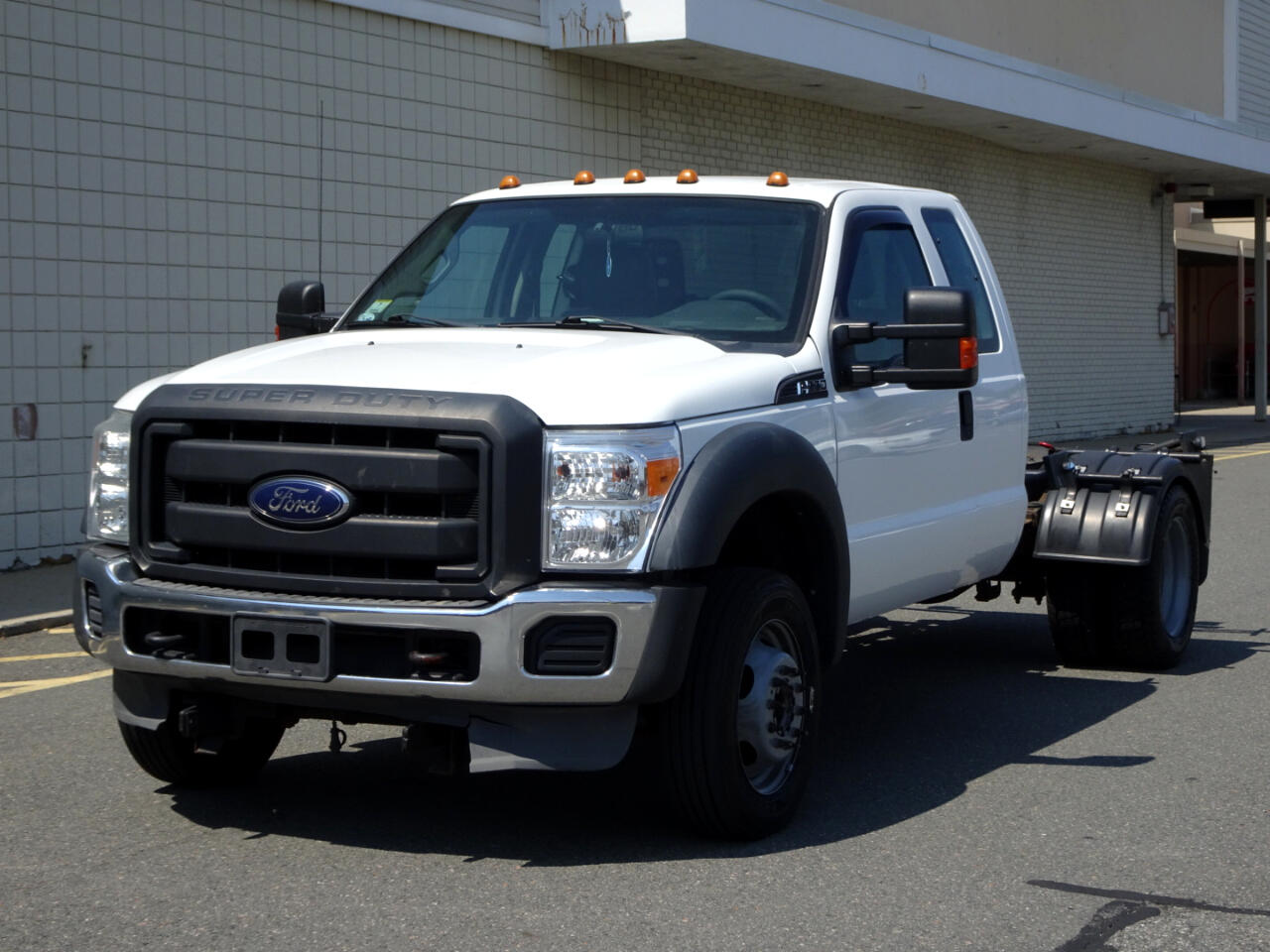 2014 Ford F-550 XLT photo 4