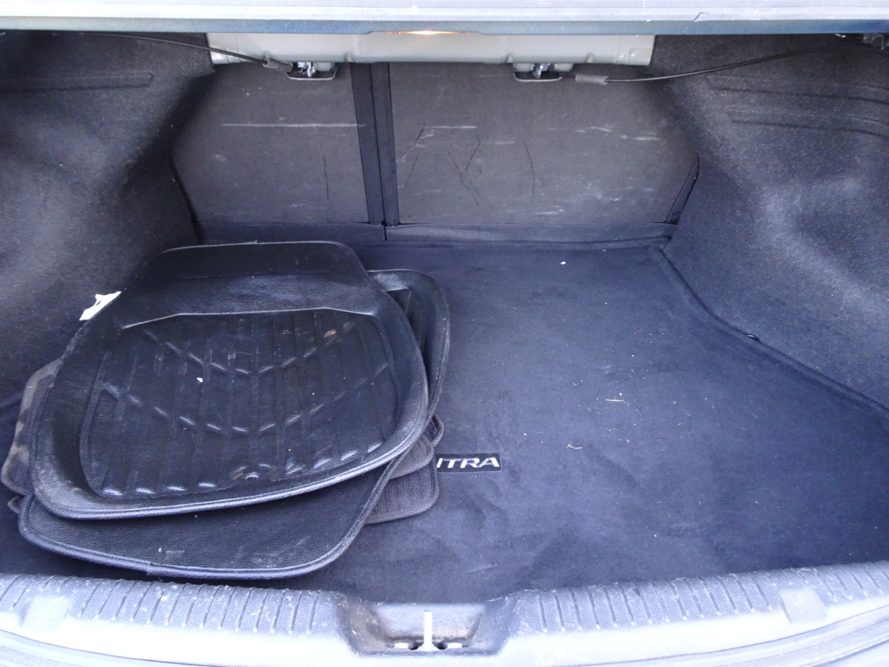 Hyundai Elantra Coupe 2dr Auto GS PZEV 2013 Hyundai Elantra Coupe 2dr Auto GS PZEV 2013