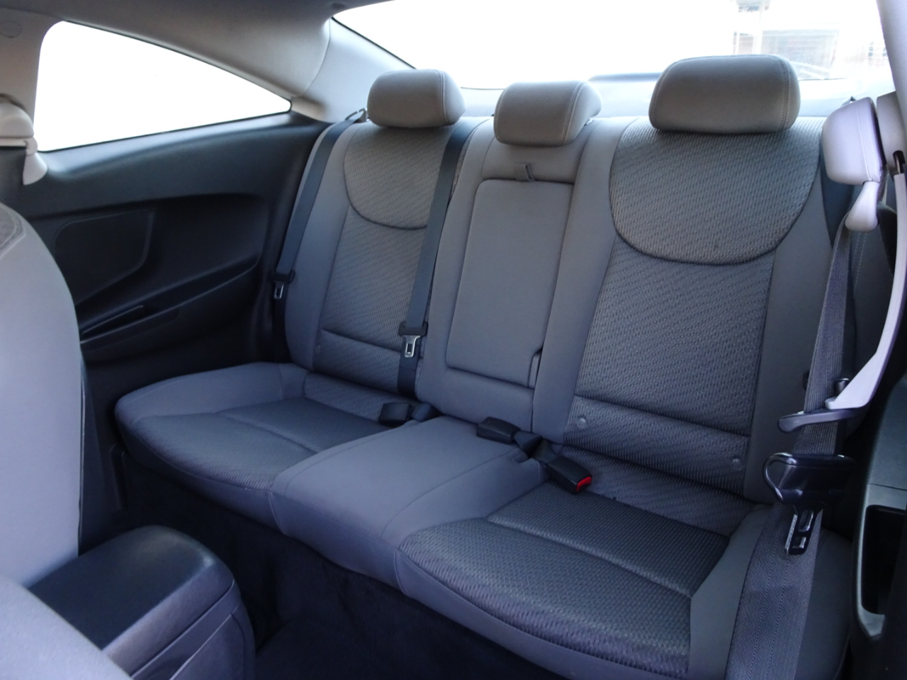 Hyundai Elantra Coupe 2dr Auto GS PZEV 2013 Hyundai Elantra Coupe 2dr Auto GS PZEV 2013