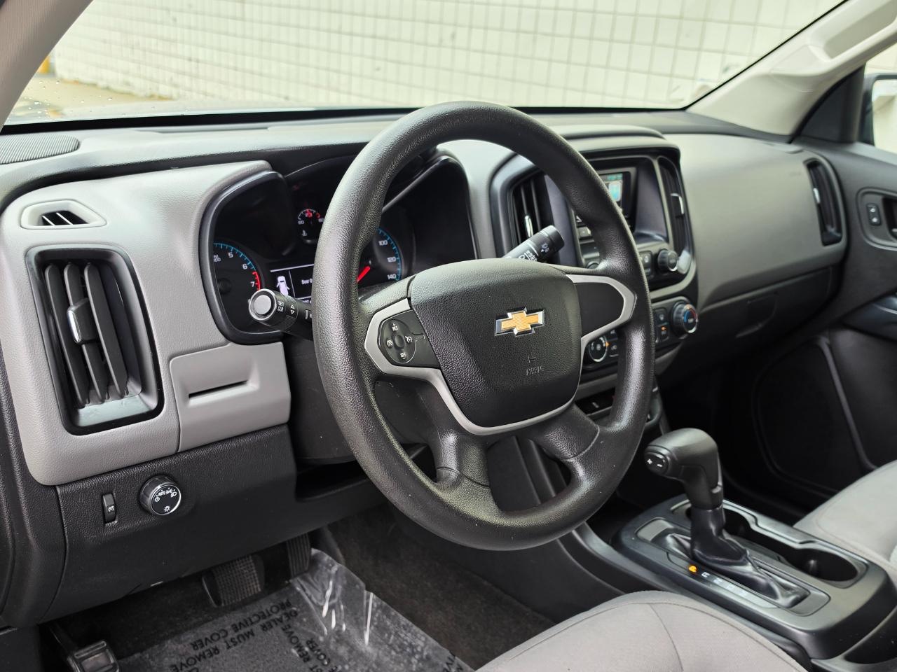 Chevrolet Colorado 2WD Ext Cab 128.3" WT 2015
