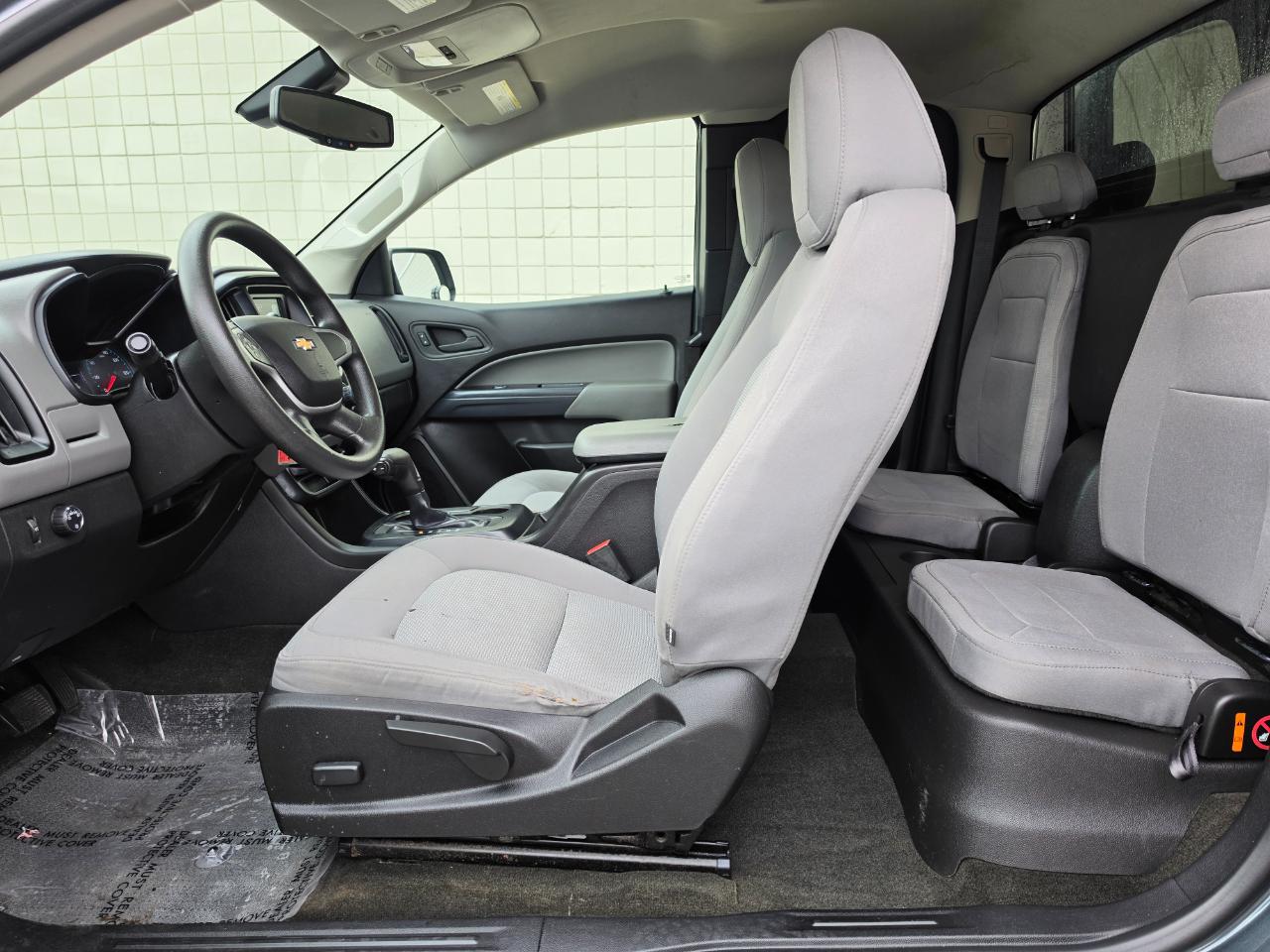 Chevrolet Colorado 2WD Ext Cab 128.3" WT 2015
