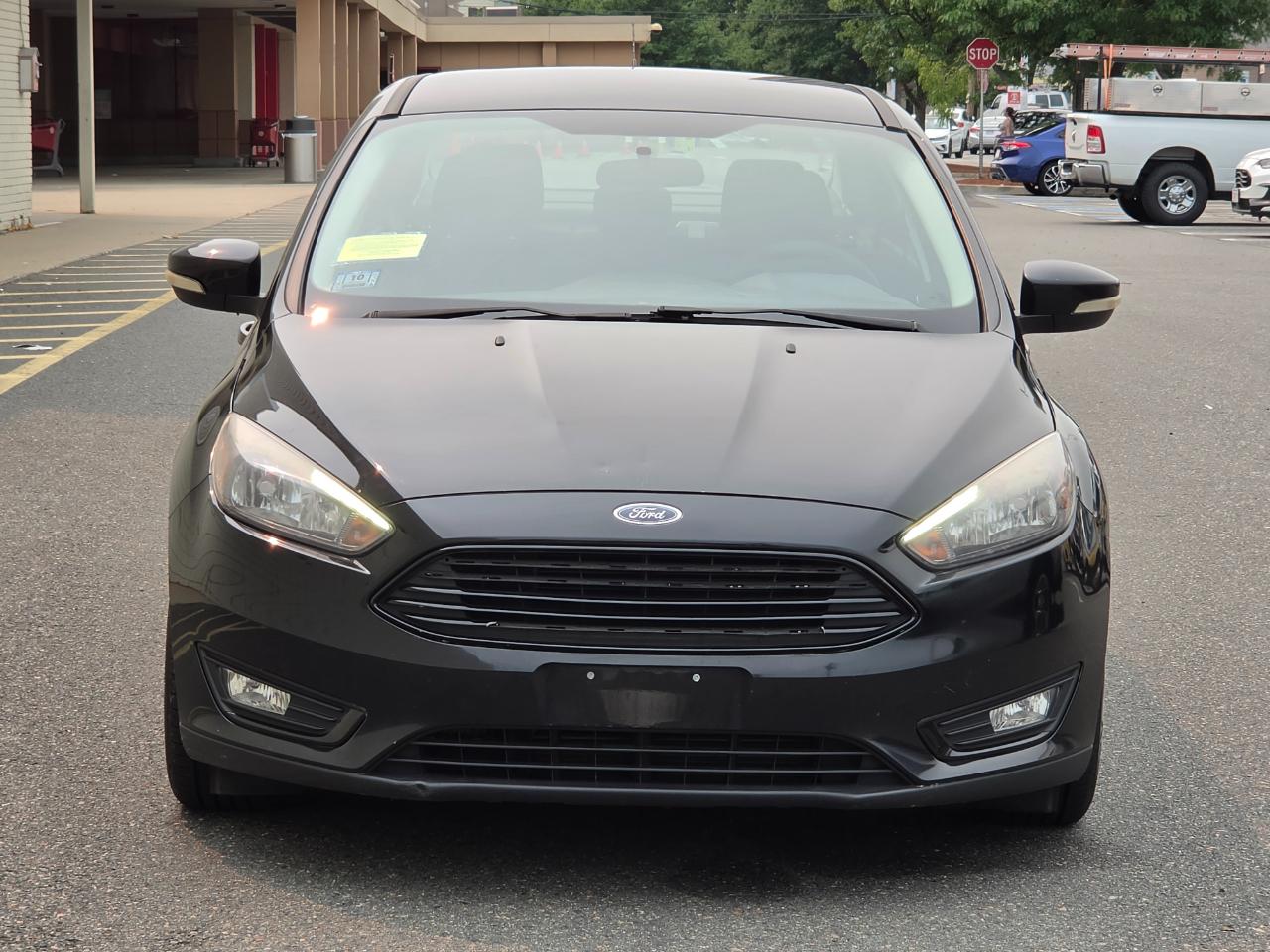 Ford Focus SE Sedan 2017