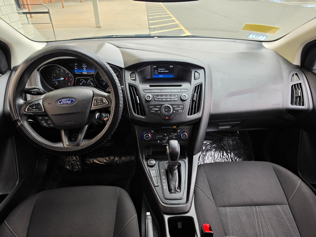 Ford Focus SE Sedan 2017