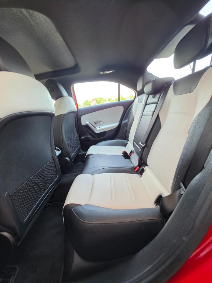 Mercedes-Benz A-Class A 220 4MATIC Sedan 2019