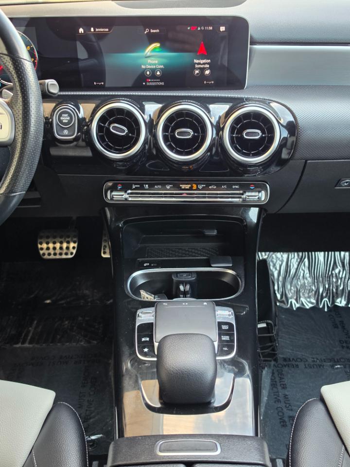 Mercedes-Benz A-Class A 220 4MATIC Sedan 2019