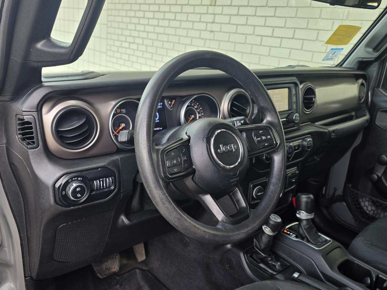 Jeep Gladiator Sport 4x4 2021