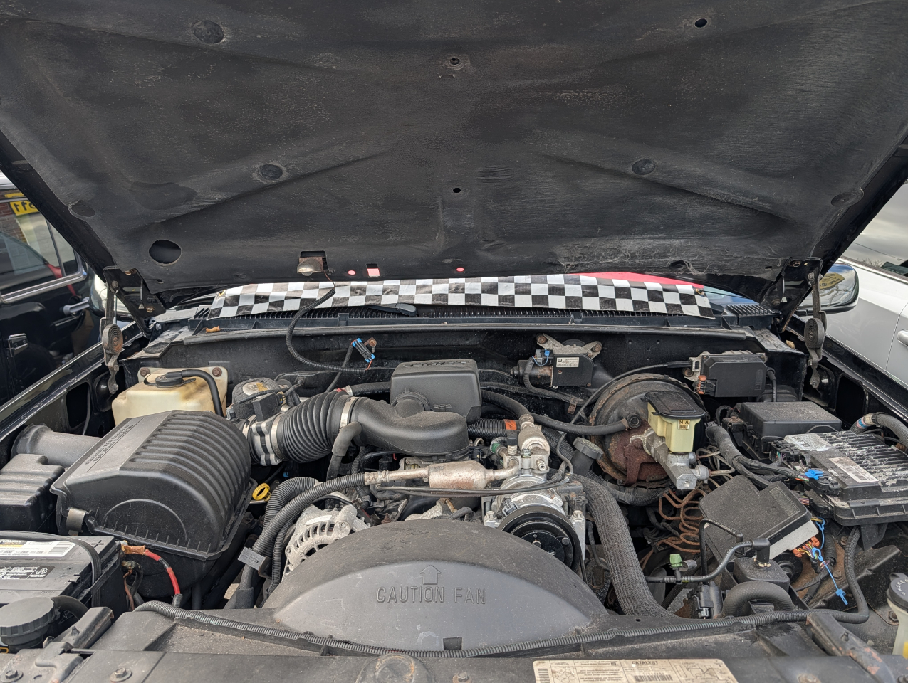 Chevrolet Tahoe 2dr 4WD 1999