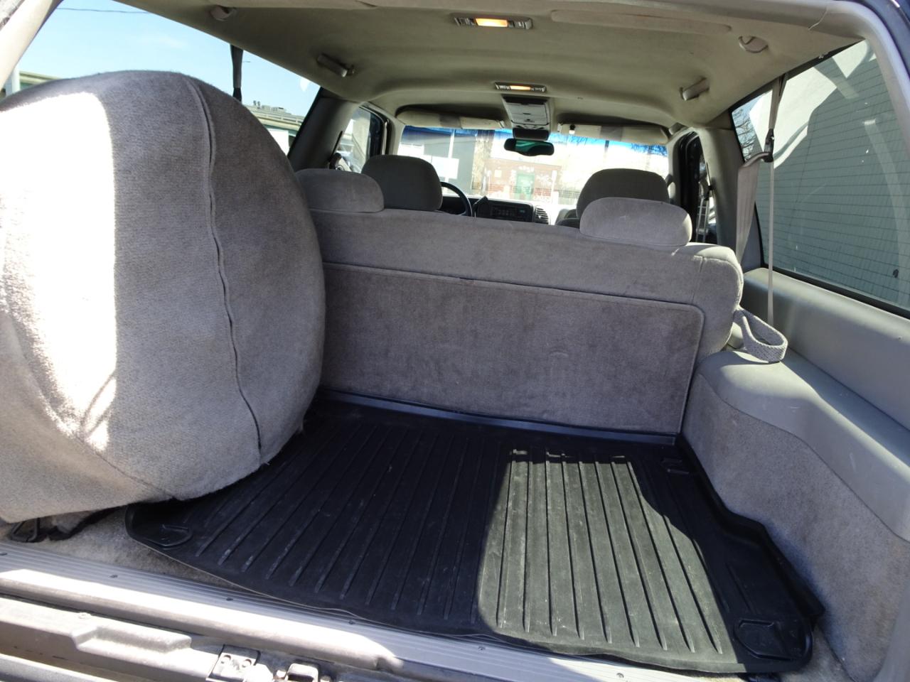 Chevrolet Tahoe 2dr 4WD 1999