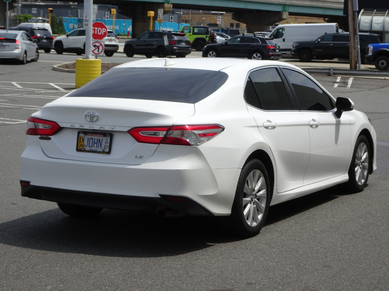 Toyota Camry XLE Auto (Natl) 2019