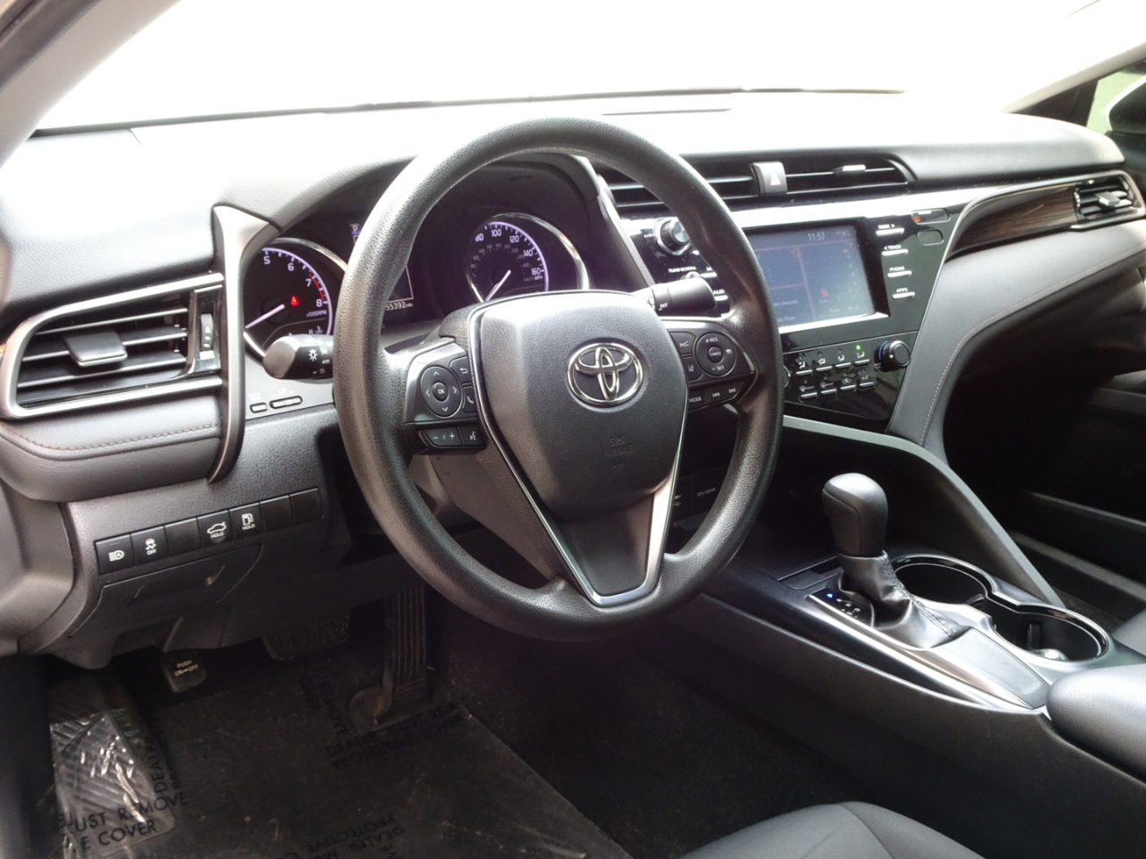 Toyota Camry XLE Auto (Natl) 2019