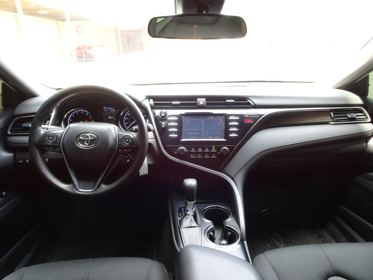 Toyota Camry XLE Auto (Natl) 2019