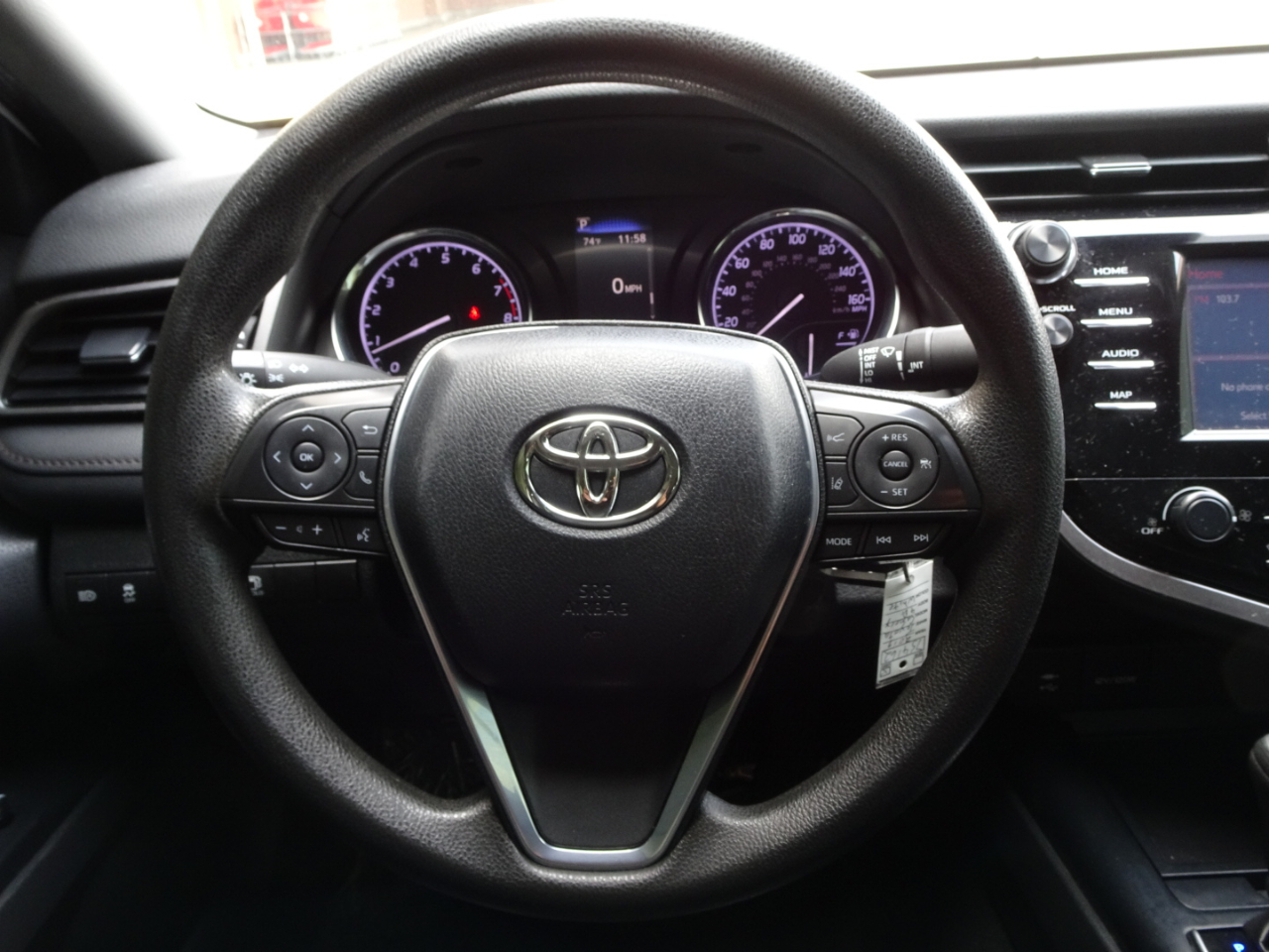 Toyota Camry XLE Auto (Natl) 2019