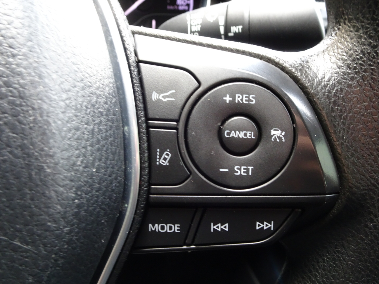 Toyota Camry XLE Auto (Natl) 2019