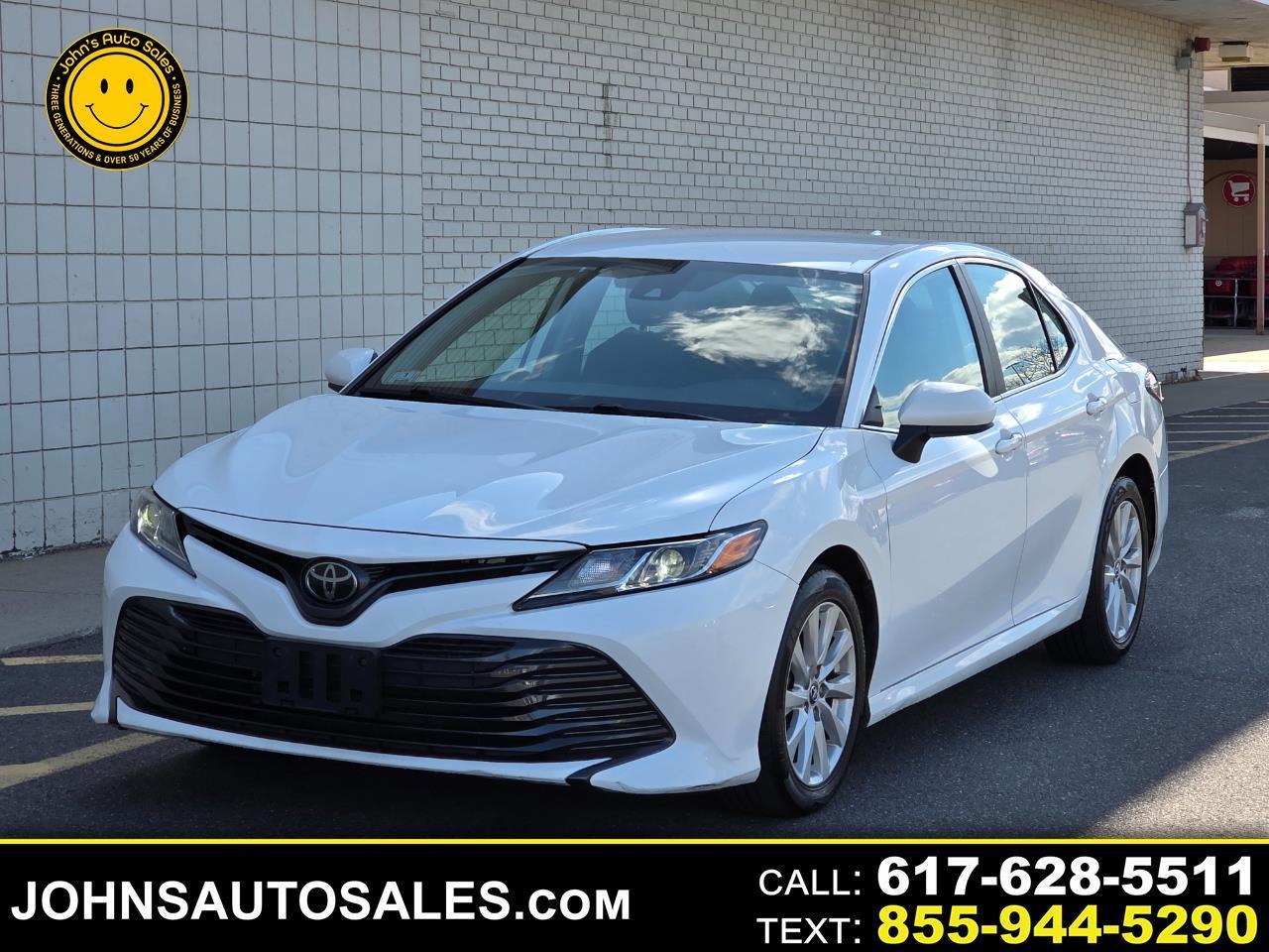 Toyota Camry XLE Auto (Natl) 2019