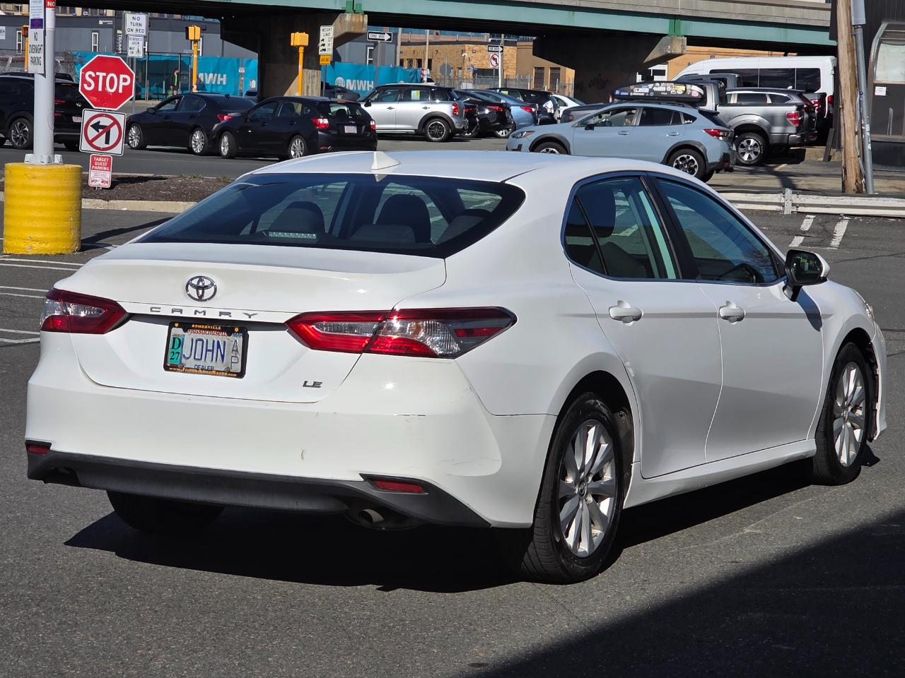 Toyota Camry XLE Auto (Natl) 2019