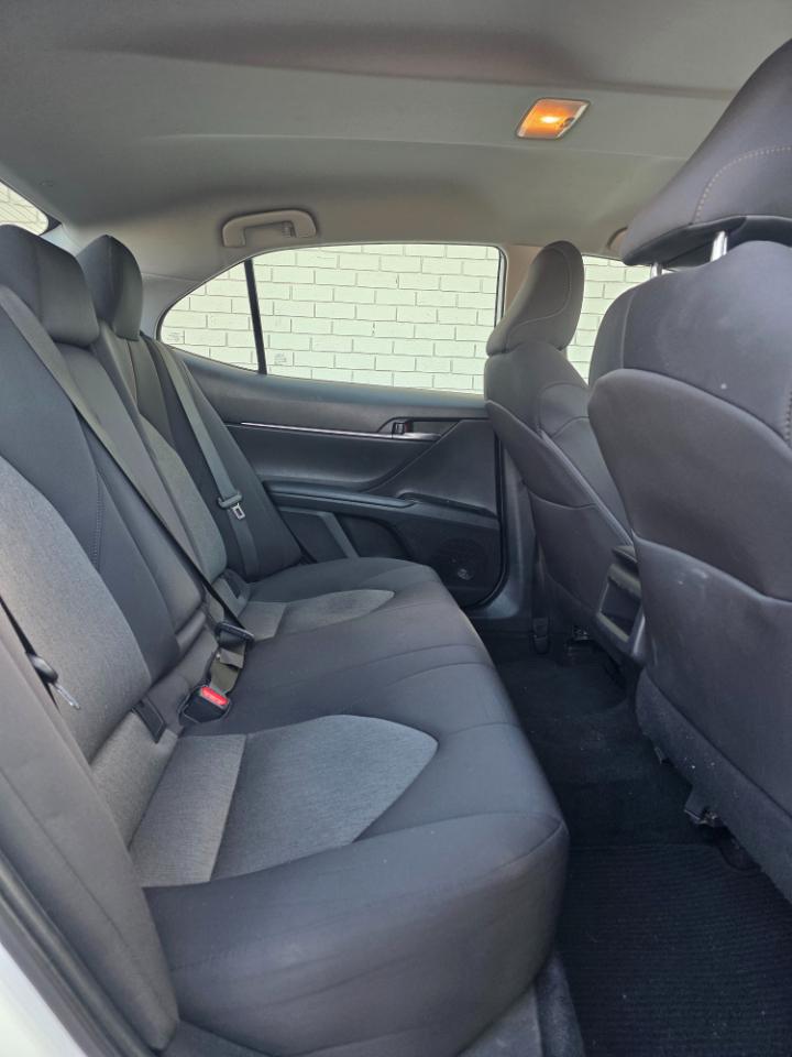 Toyota Camry XLE Auto (Natl) 2019