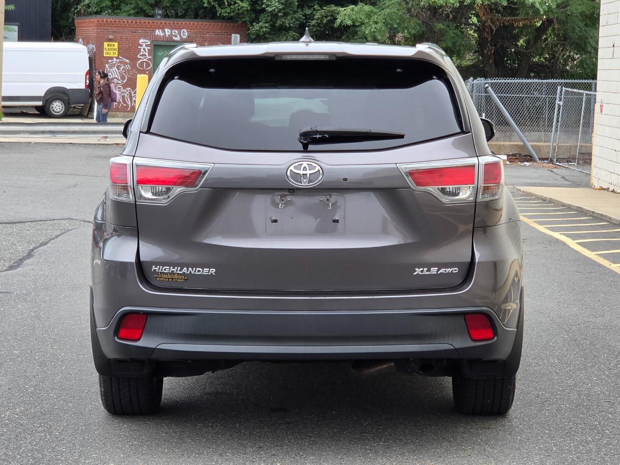 Toyota Highlander AWD 4dr V6 XLE (Natl) 2016