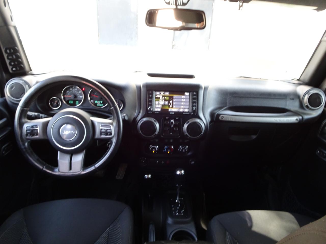 Jeep Wrangler Unlimited 4WD 4dr Black Bear *Ltd Avail* 2016