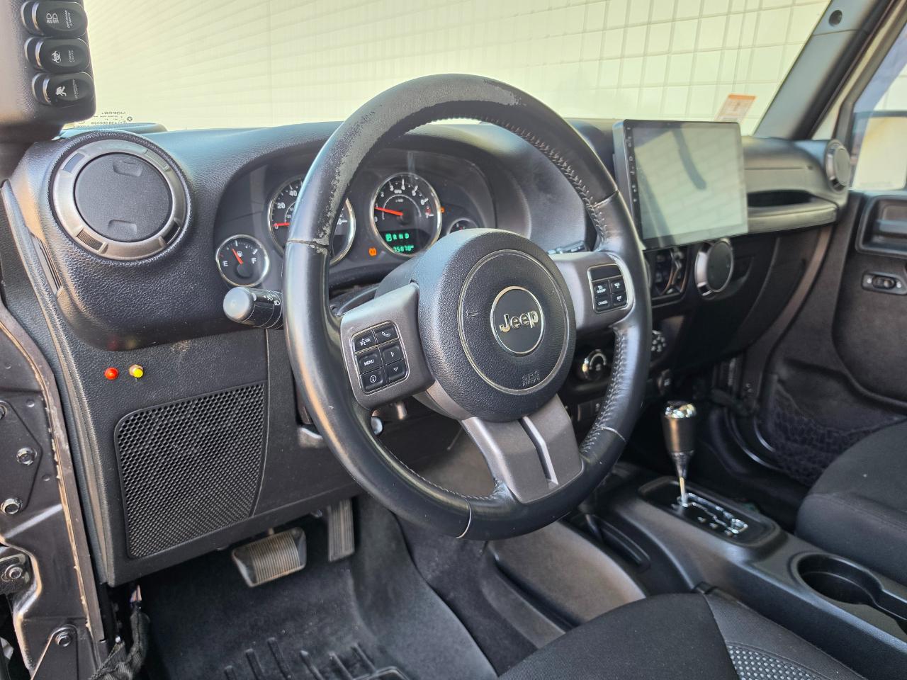 Jeep Wrangler Unlimited 4WD 4dr Black Bear *Ltd Avail* 2016