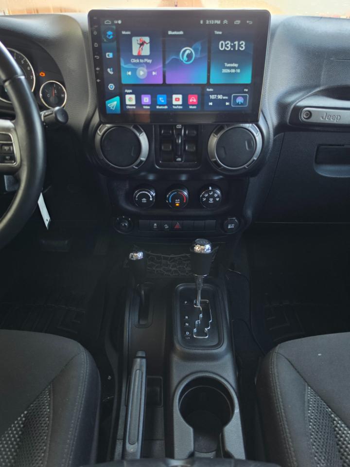 Jeep Wrangler Unlimited 4WD 4dr Black Bear *Ltd Avail* 2016