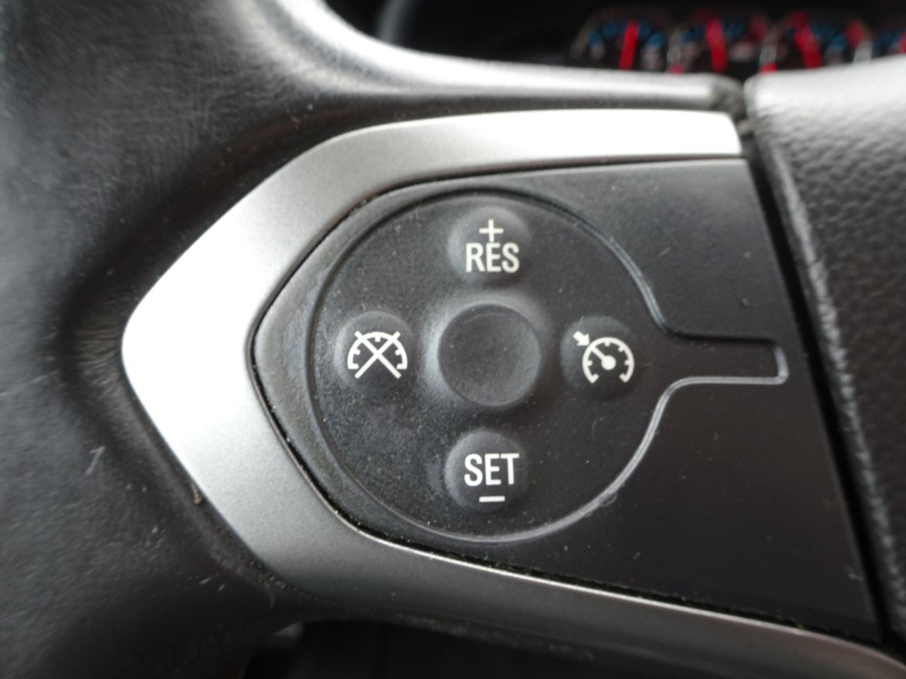 Chevrolet Silverado 1500 4WD Crew Cab 143.5" LT w/1LT 2016