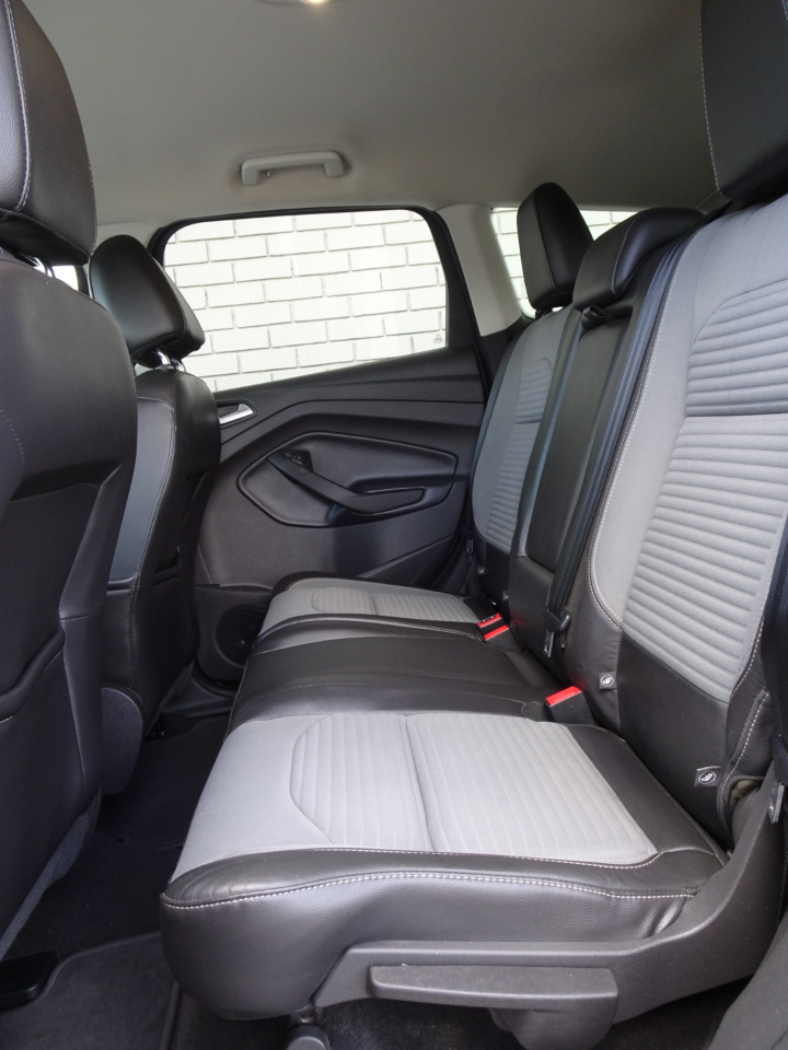 Ford Escape Titanium 4WD 2017