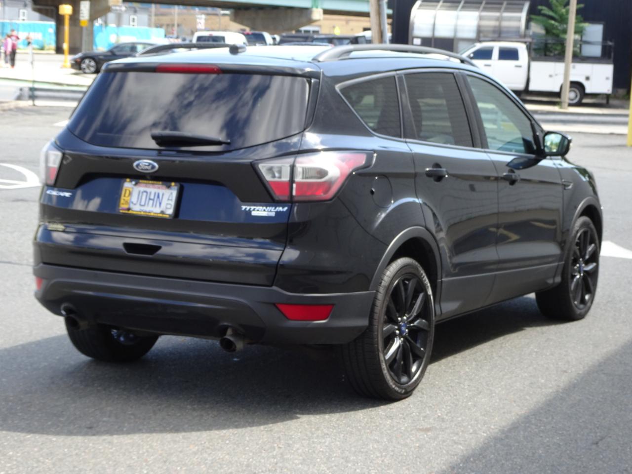 Ford Escape Titanium 4WD 2017