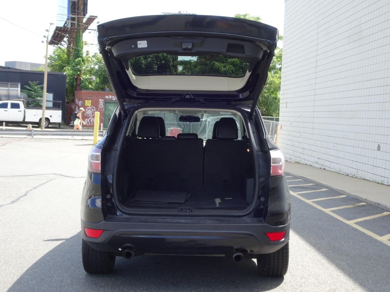 Ford Escape Titanium 4WD 2017