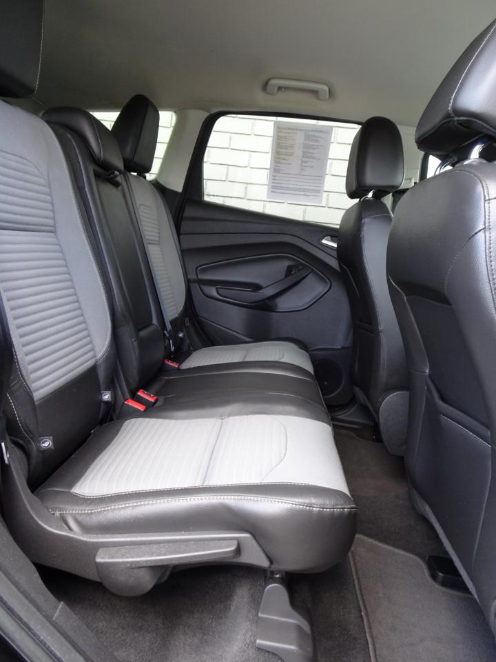 Ford Escape Titanium 4WD 2017