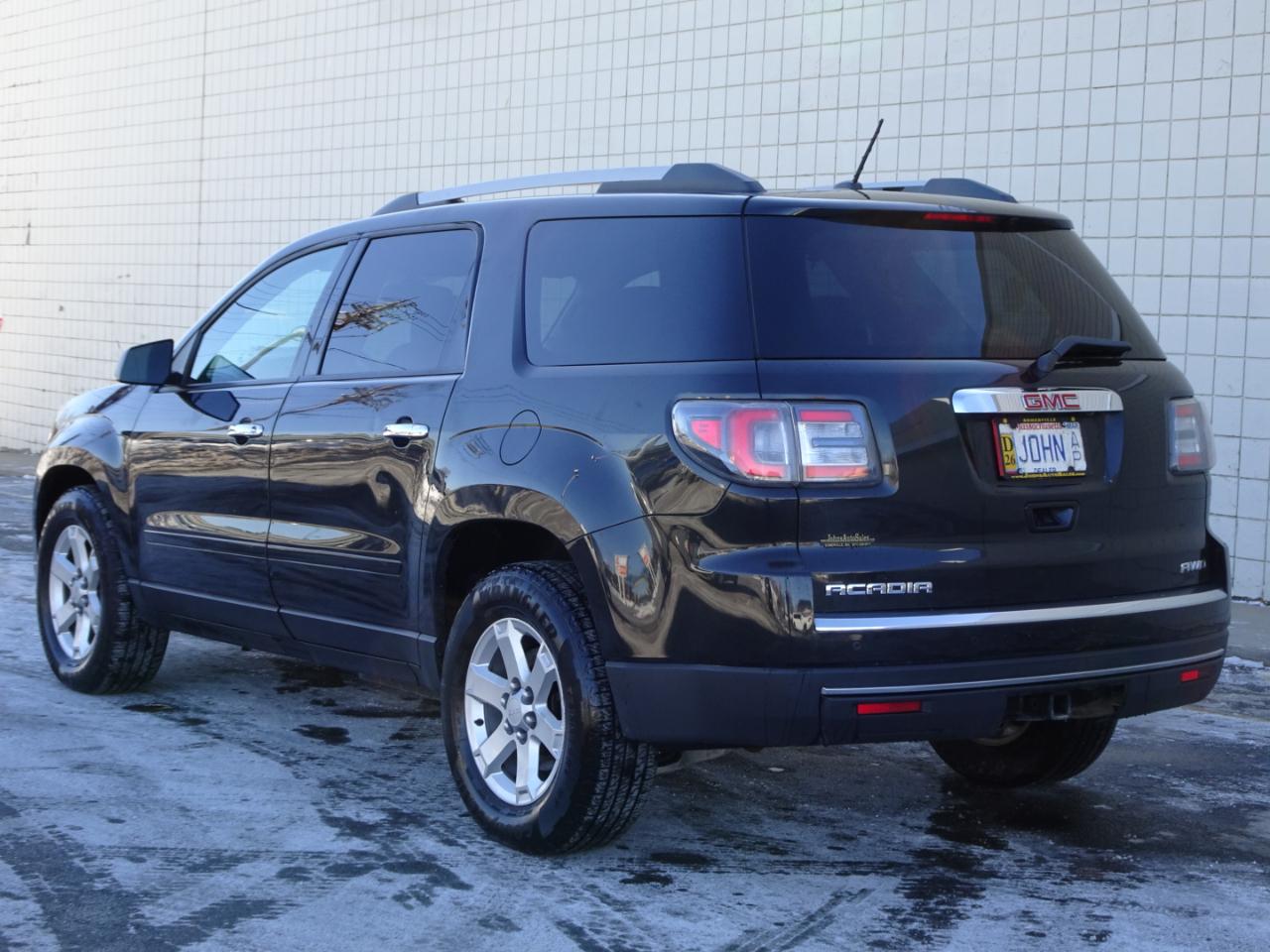 GMC Acadia AWD 4dr SLE w/SLE-1 2015