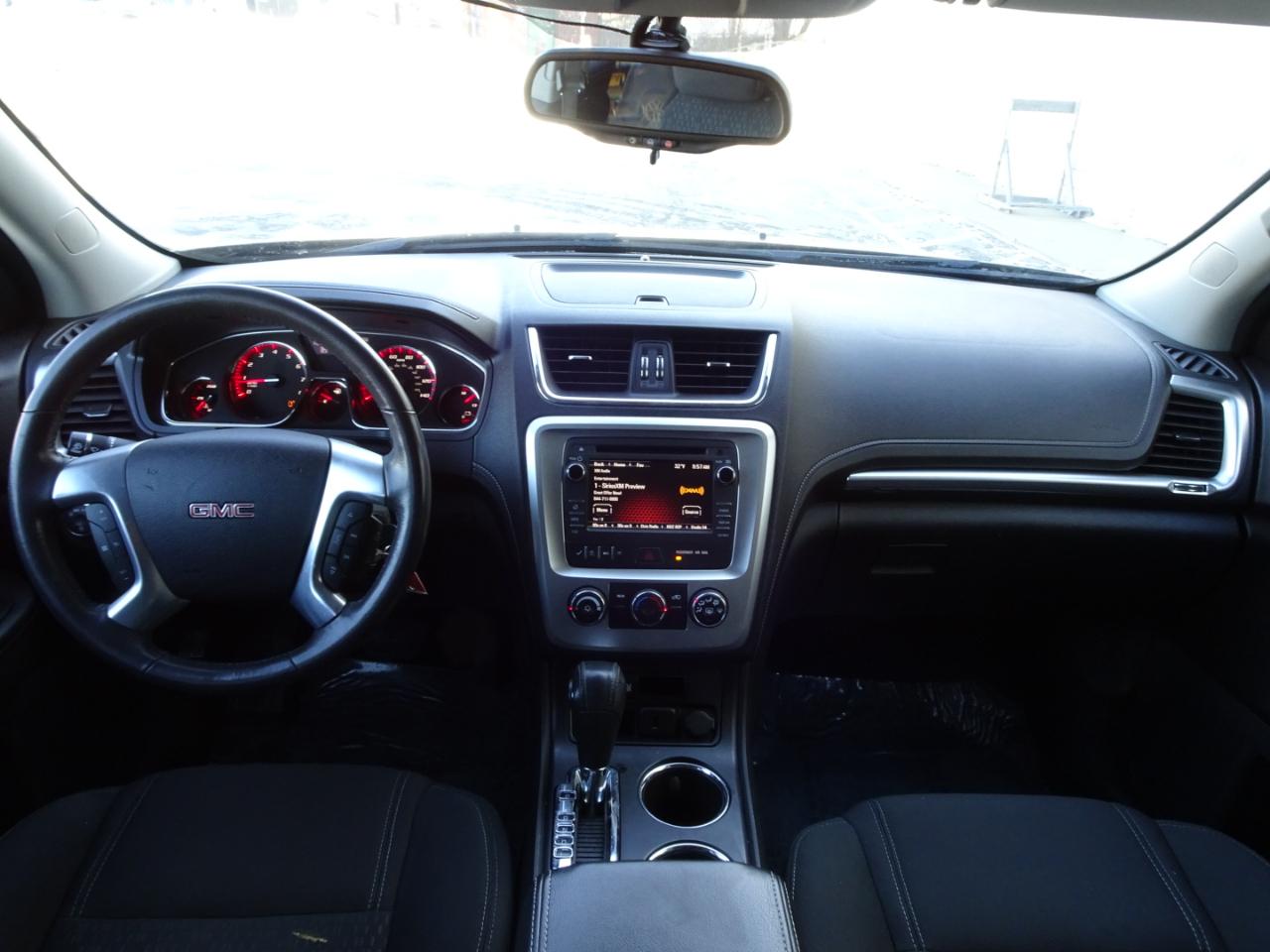 GMC Acadia AWD 4dr SLE w/SLE-1 2015