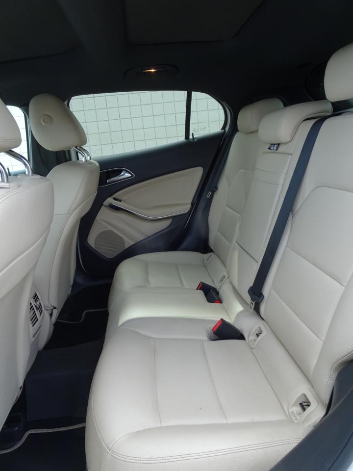 Mercedes-Benz GLA GLA 250 4MATIC SUV 2018