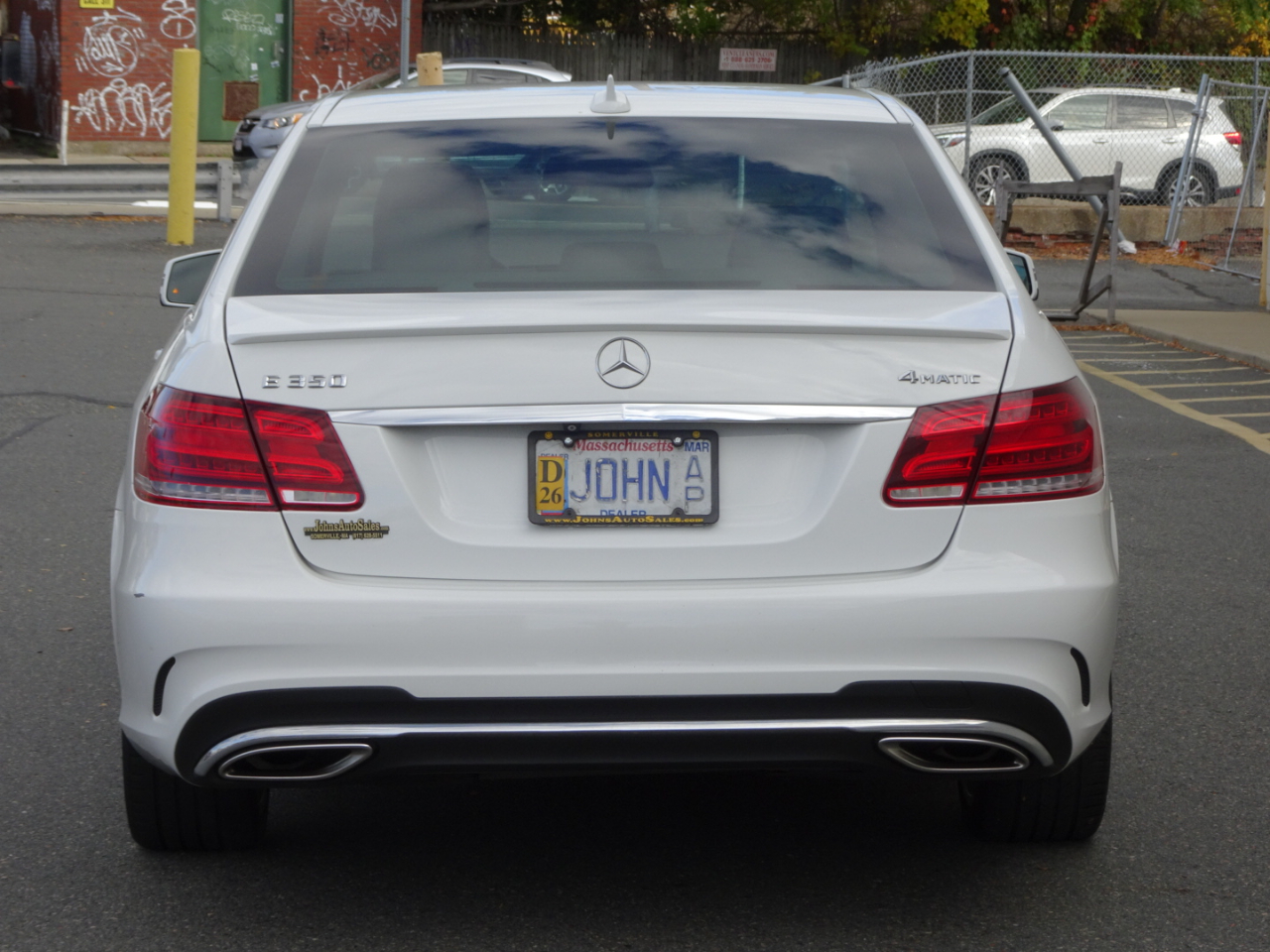 Mercedes-Benz E-Class 4dr Sdn E 350 Sport 4MATIC 2016 Mercedes-Benz E-Class 4dr Sdn E 350 Sport 4MATIC 2016