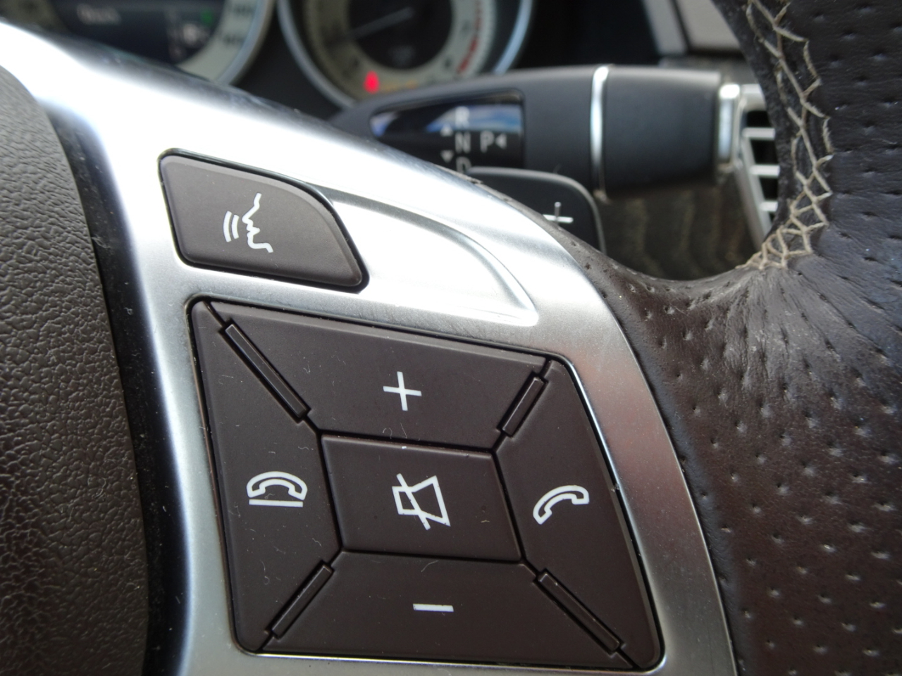 Mercedes-Benz E-Class 4dr Sdn E 350 Sport 4MATIC 2016 Mercedes-Benz E-Class 4dr Sdn E 350 Sport 4MATIC 2016